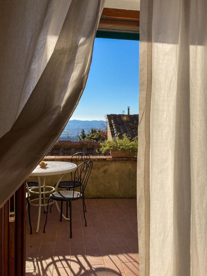 Agora Apartment Montecatini Val di Cecina Ngoại thất bức ảnh